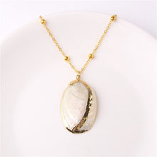 Load image into Gallery viewer, 2019 Boho Conchiglia Borsette Collana Spiaggia del Mare Borsette Pendente Della Collana Per Le Donne Collier Femme Borsette Ciprea Monili di Estate Della Boemia
